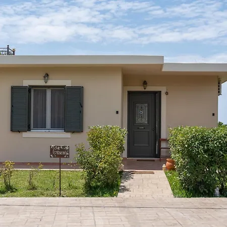 Aleli With Tennis Court Villa *