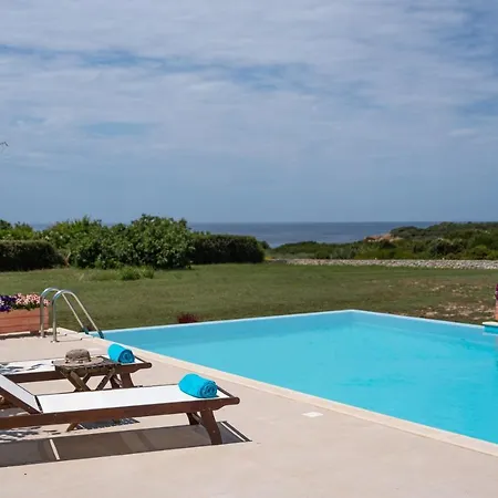 Aleli With Tennis Court Villa *