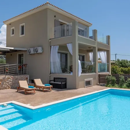 Vila Aleli With Tennis Court Minia