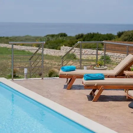 Aleli With Tennis Court Villa Minia