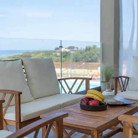 Aleli With Tennis Court